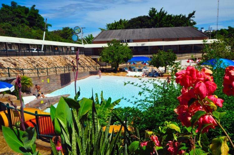 Aparthotel Piazza Diroma Com Acesso Ao Acqua Park Caldas Novas